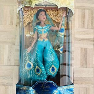 Disney Store - Limited Edition 17" Live Action Aladdin the Movie Jasmine Doll